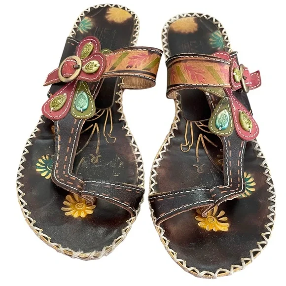 Floral Embellished Leather Sandals - Picture 2 of 6